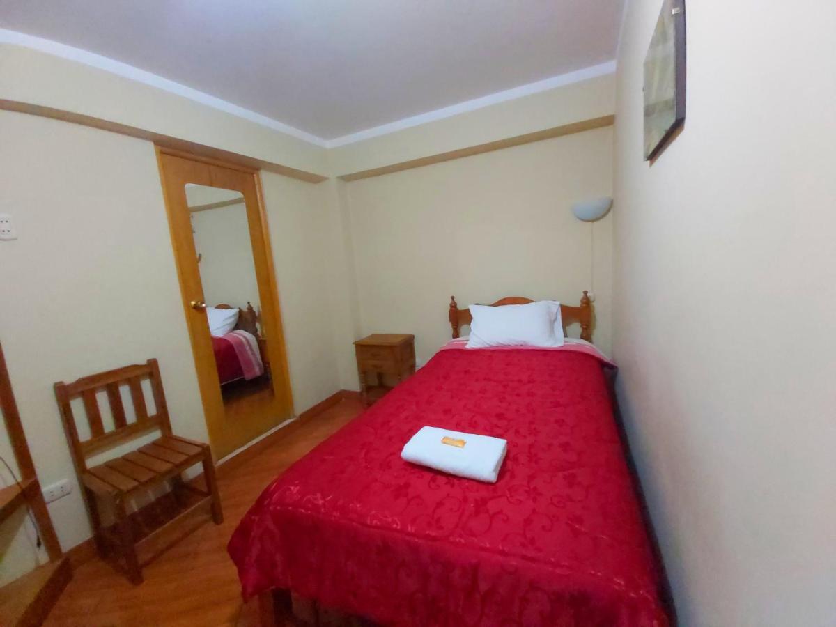 Lhotse Hostel B&B Huaraz  Exterior photo