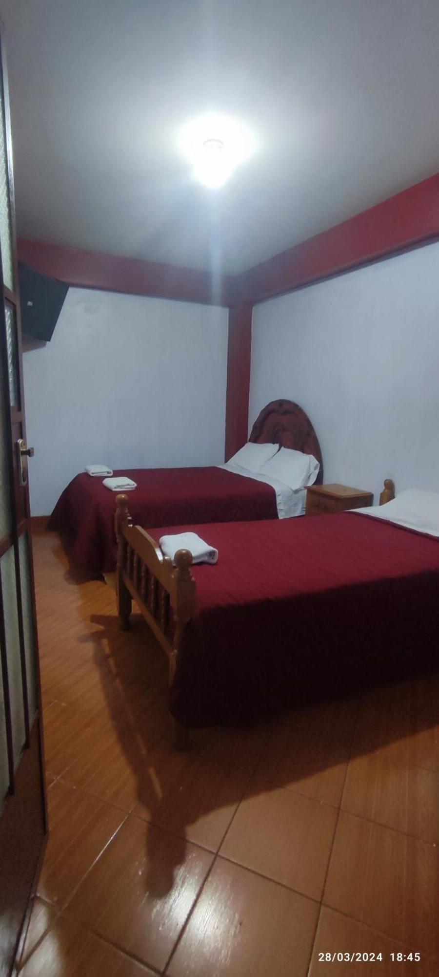 Lhotse Hostel B&B Huaraz  Exterior photo